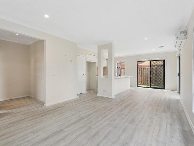 House for rent in Bloom, Melbourne