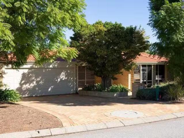 House for rent in Greenfields