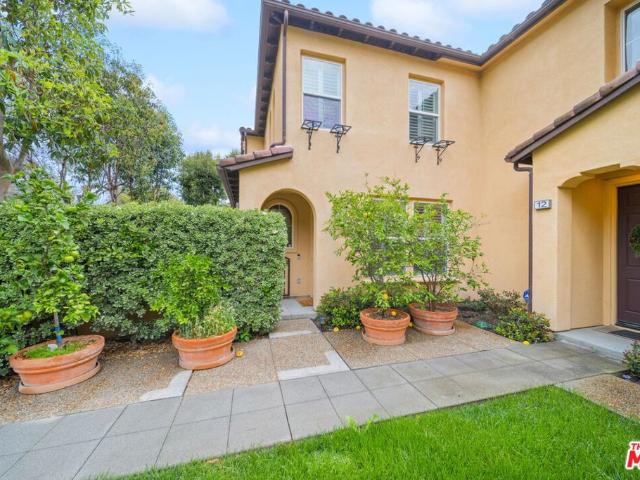 Townhouse for sale in Ladera Ranch, California