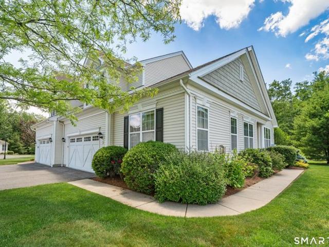 Townhouse for sale in Prospect, Connecticut