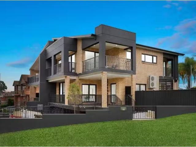 Condo for rent in Sydney, New South Wales