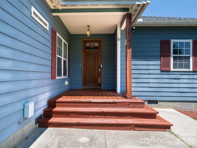 House for sale in Candler, North Carolina