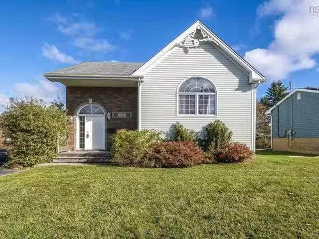 House for sale in Dartmouth, Nova Scotia