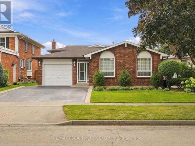 House for sale in Ancaster, Ontario