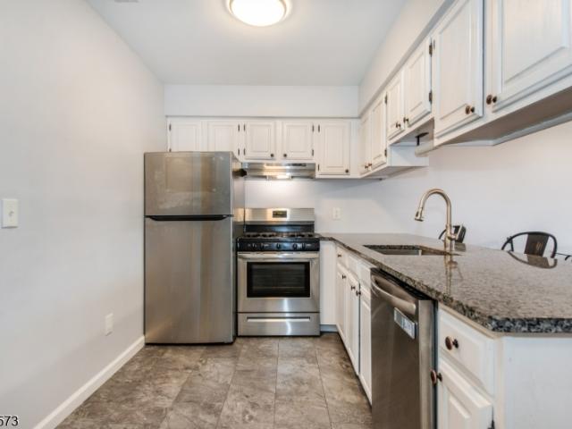 Condo for sale in Glenwood, New Jersey