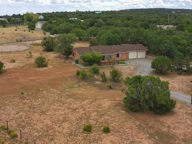 House for sale in Edgewood, New Mexico