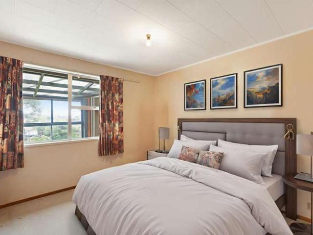 House for sale in Wairau Valley