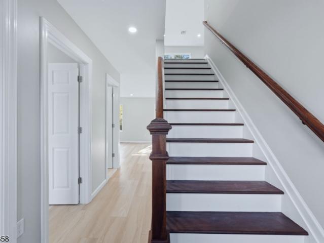 House for sale in Kendall Park, New Jersey