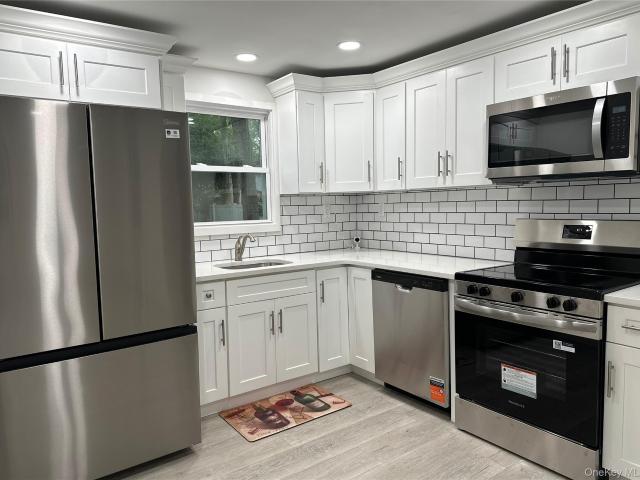 House for sale in Mastic Beach, Town of Brookhaven