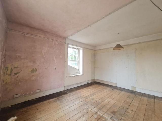 Flat for sale in Presteigne