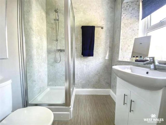 House for sale in Saundersfoot, Wales