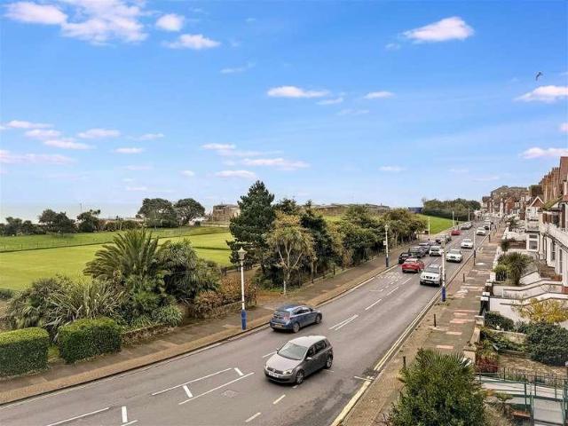 House for sale in Roselands, Eastbourne