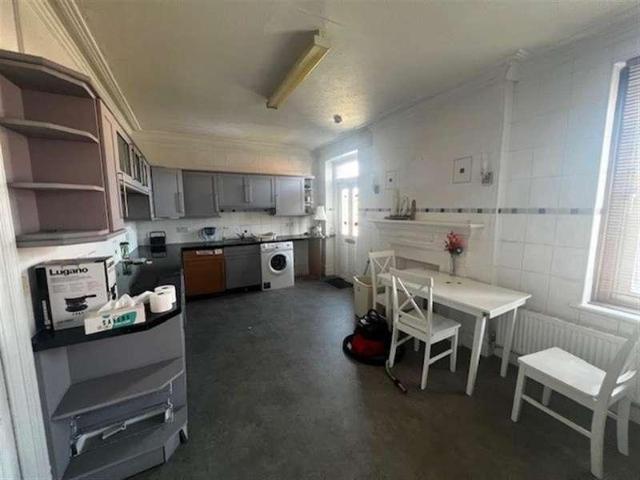 House for sale in Penylan, Falcon Lodge