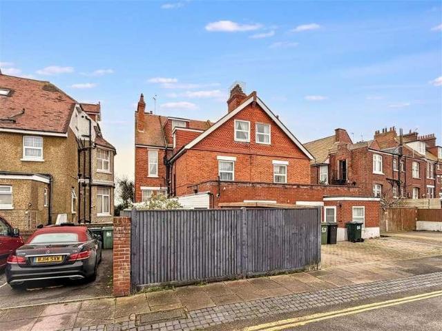 Property for sale in Roselands, Eastbourne