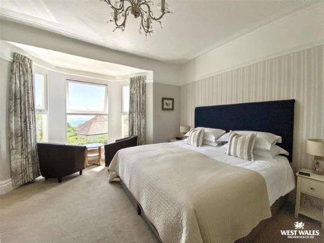 House for sale in Saundersfoot, Wales