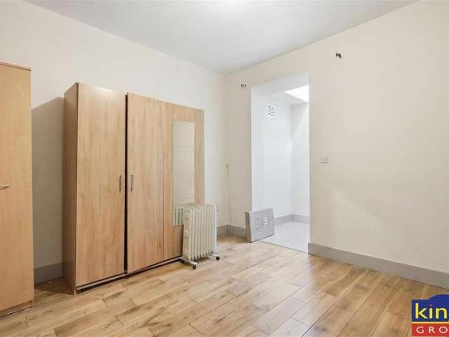 House for sale in London Borough of Waltham Forest, Greater London