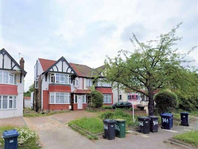 House for rent in Hendon, Greater London