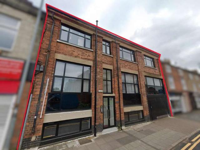 Apartment for sale in Elmfield, Leicestershire