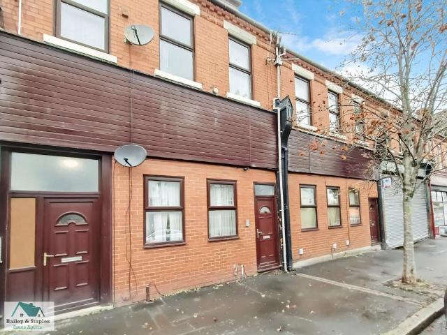 Flat for sale in Claughton, Birkenhead
