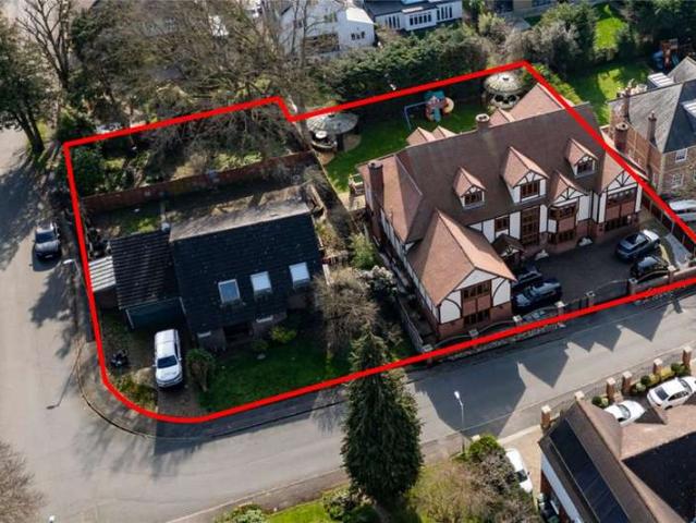 Farm for sale in Emerson Park, Greater London