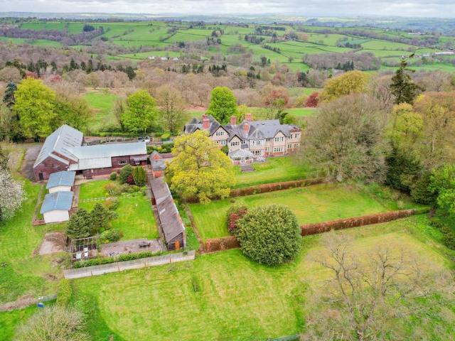 House for sale in Tregynon, Wales