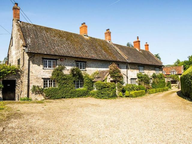 House for sale in Queen Camel, Somerset