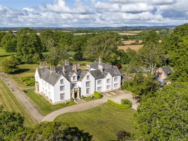 House for sale in Norton Fitzwarren, Somerset