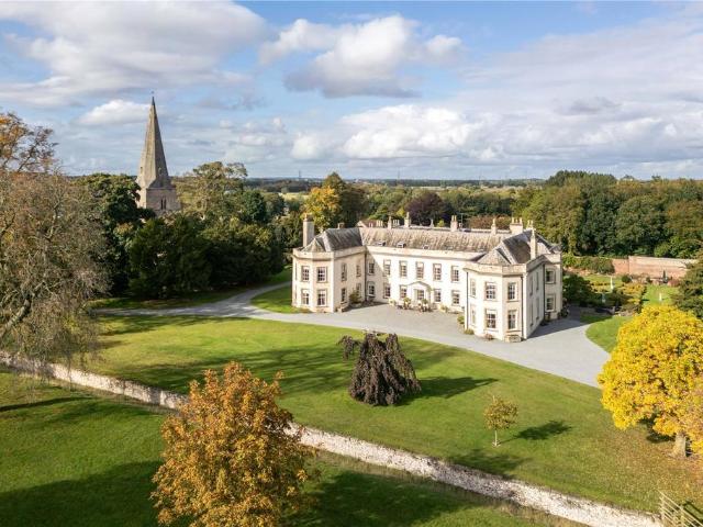 House for sale in Womersley, North Yorkshire