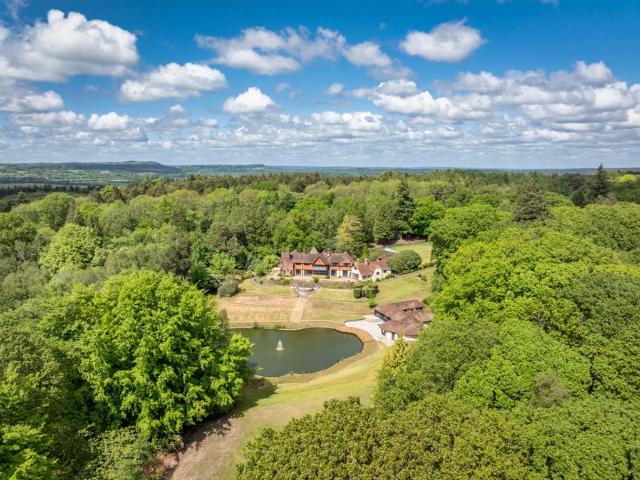 House for sale in Littlecote, West Sussex
