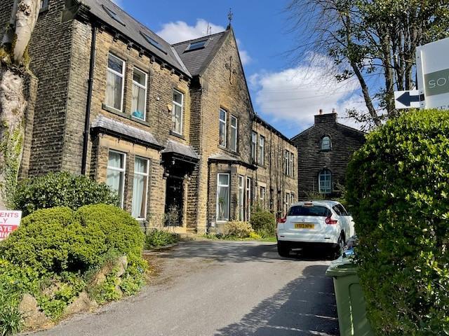 House for sale in New Delph, Pendock