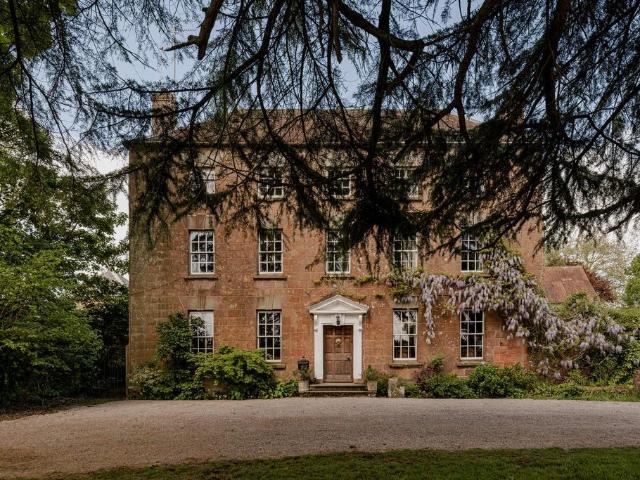 House for sale in Bromsberrow Heath, Gloucestershire