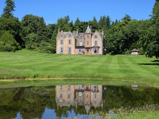 House for sale in Roberton Mains, Dolphinton