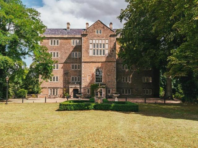 House for sale in Costhorpe, East Midlands