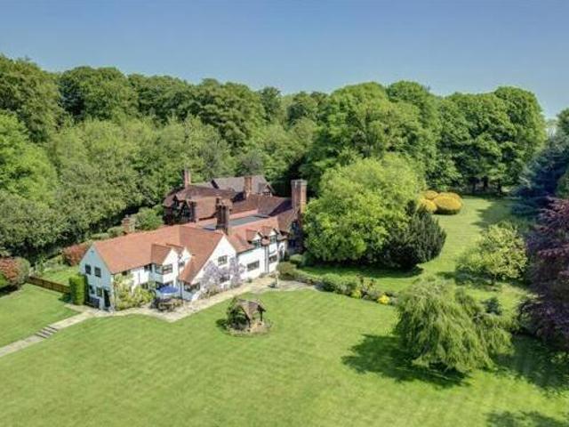 House for sale in Beaconsfield, Penn Bottom