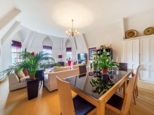 Farm for sale in Clapham, Greater London