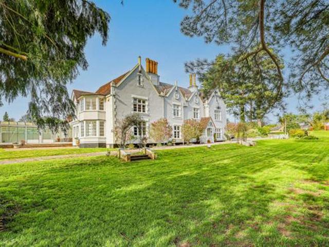 House for sale in Pouchen End, Hertfordshire