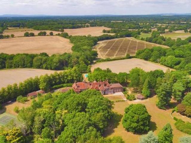 House for sale in West Sussex