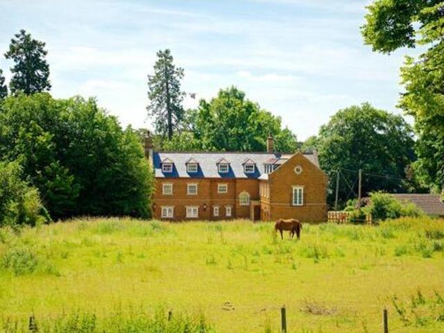 House for sale in Northampton, Northamptonshire