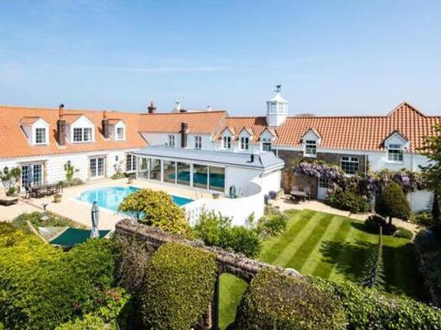 House for sale in City of London, Greater London