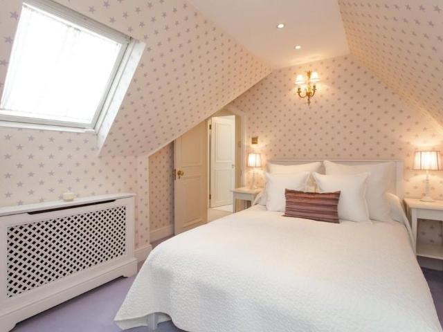 House for rent in South Hampstead, Greater London