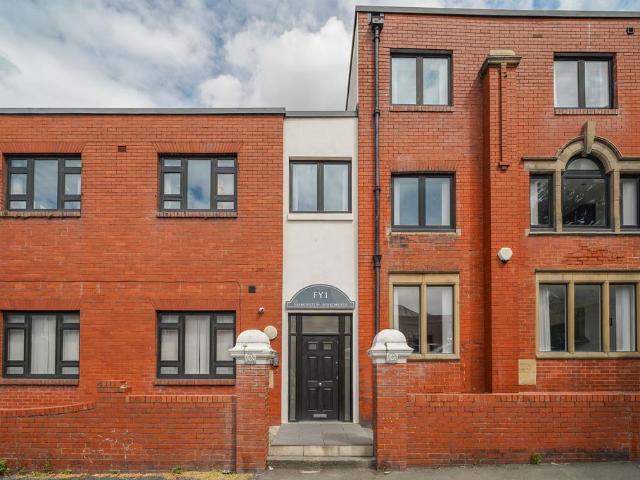 Flat for sale in Revoe, Blackpool