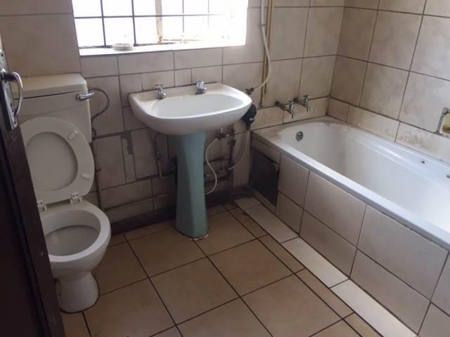 Flat for sale in Johannesburg