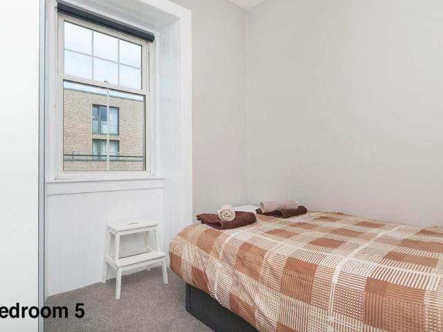 Room for rent in The Grange, Scotland