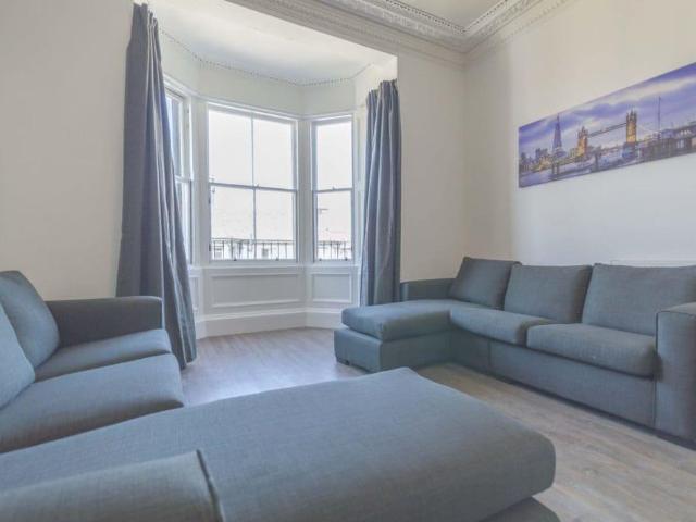 Room for rent in St Leonards, Newington