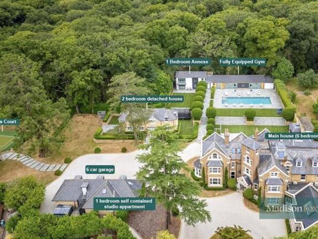 House for sale in Ivy Chimneys, Epping