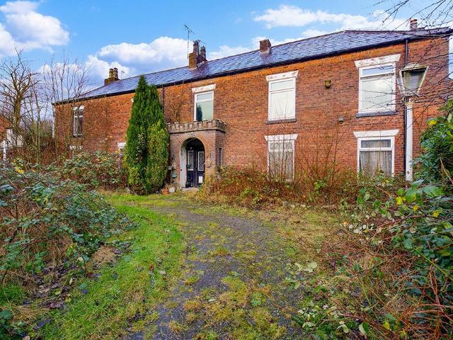House for sale in Scholes, Wigan