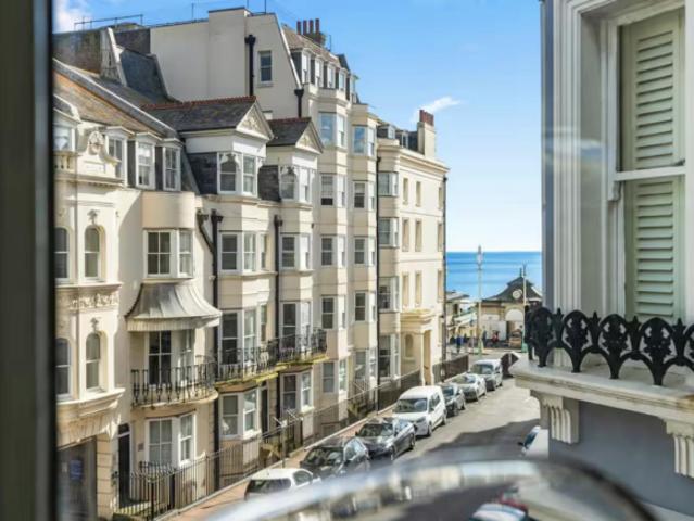 House for sale in Queen's Park, Brighton & Hove