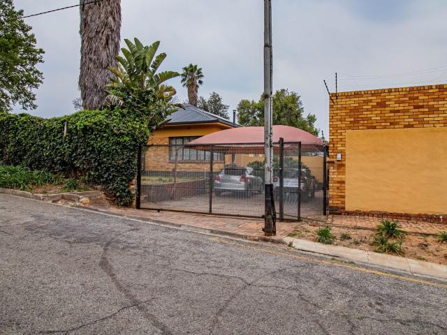 House for sale in Vosloorus, Gauteng