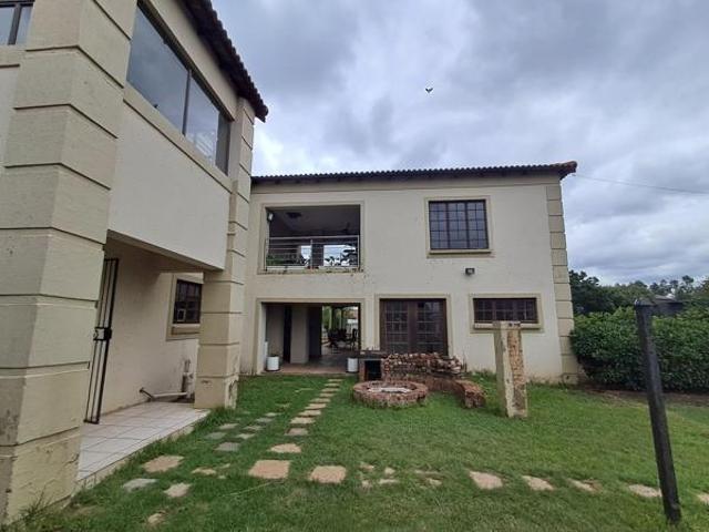House for sale in Waterkloof, Gauteng