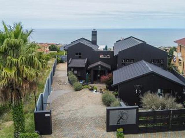House for sale in Groot Brak Rivier, Western Cape